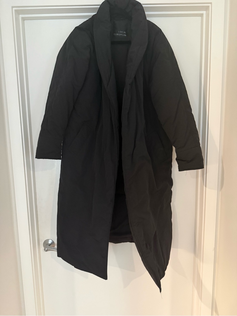 Local European Le Puffer Jacket - Picture 3 of 5